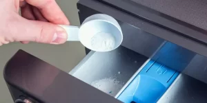 Cleaning the detergent drawer and dispenser (2)
