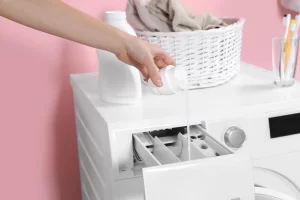 Cleaning the detergent drawer and dispenser