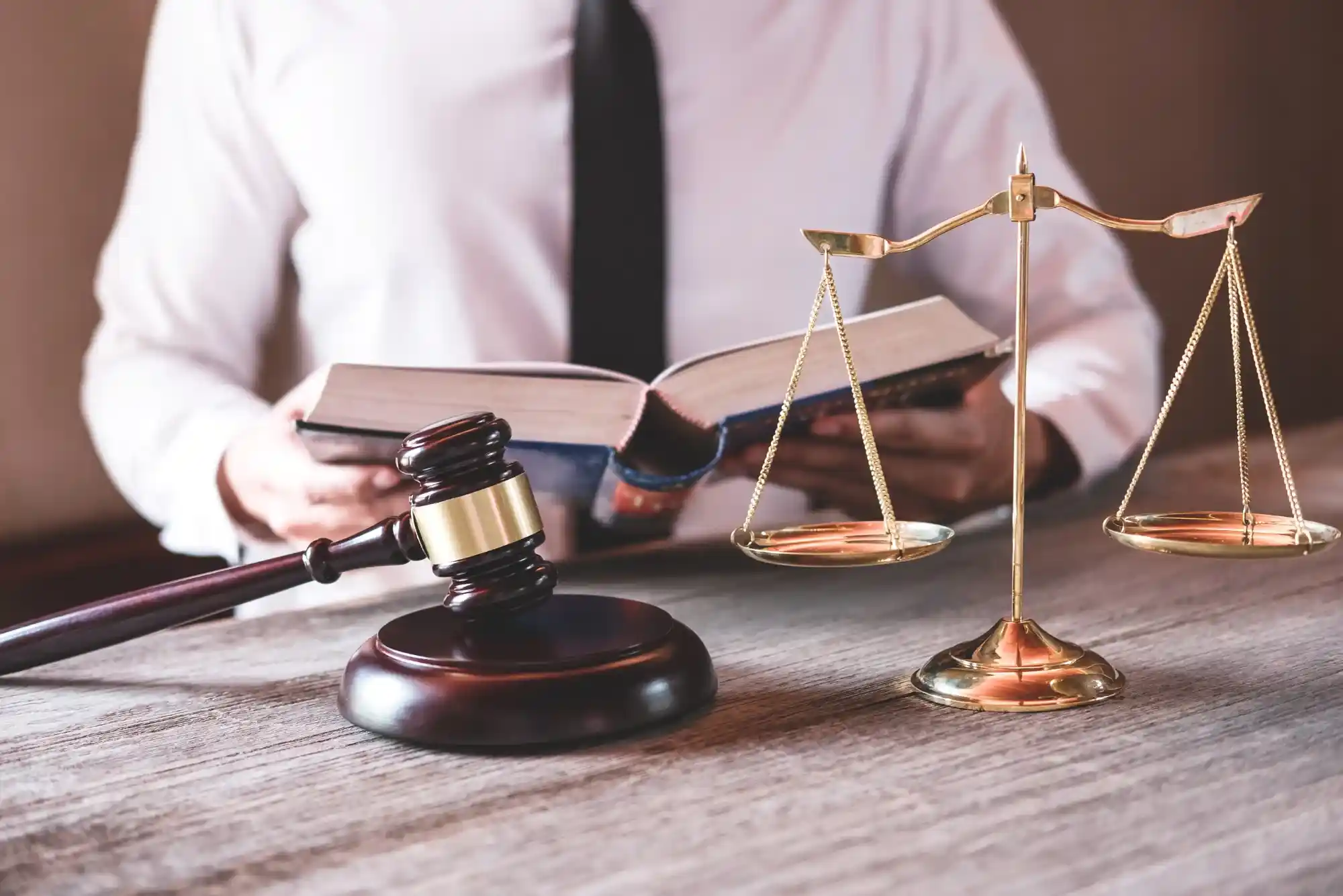 Are Lawyers in Dubai Up to Date with New UAE Laws