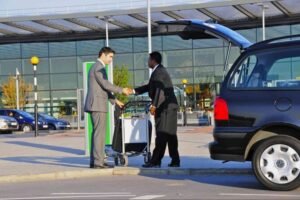 Is Airport Transfer in Dubai Available 24/7 for International Flights?